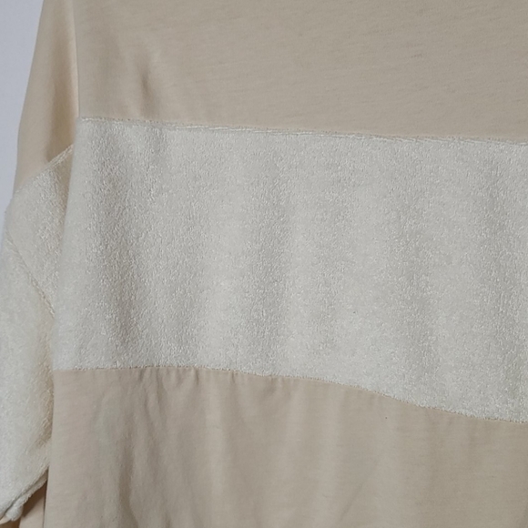 NWOT Urban Outfitters long sleeve Terry sweater S - Picture 3 of 8